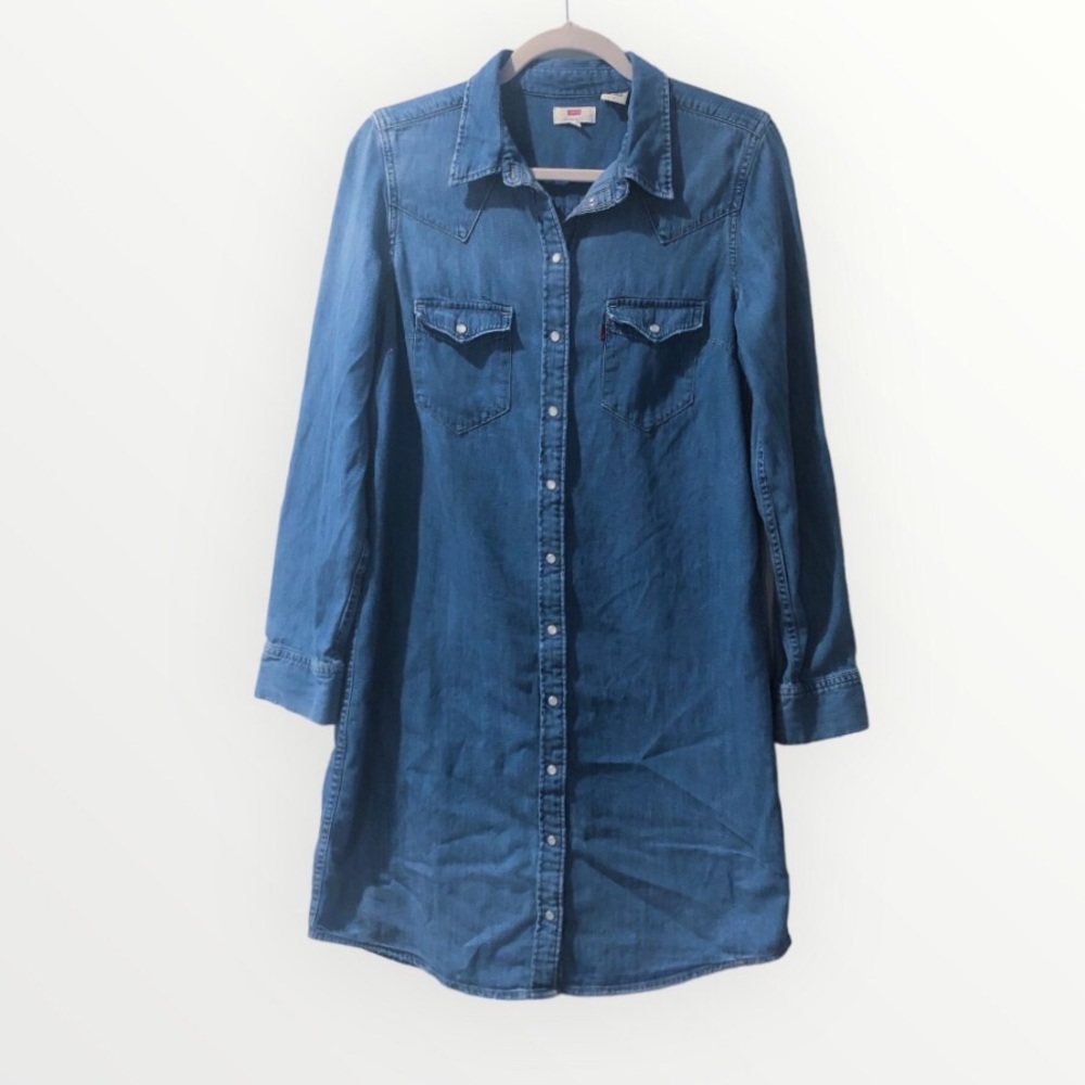 Levi’s classic denim button up dress